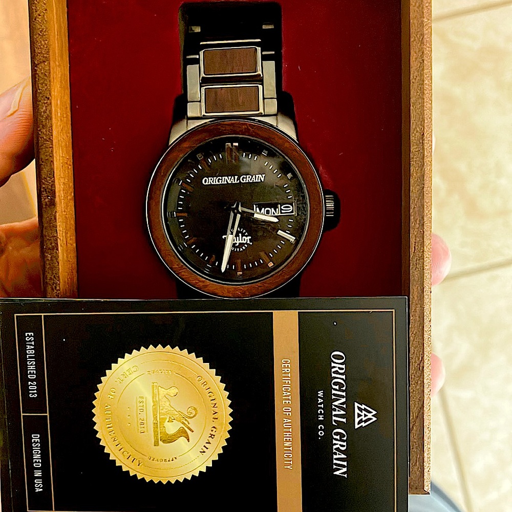 Men’s 42mm original grain watch ( Taylor guitar series)
